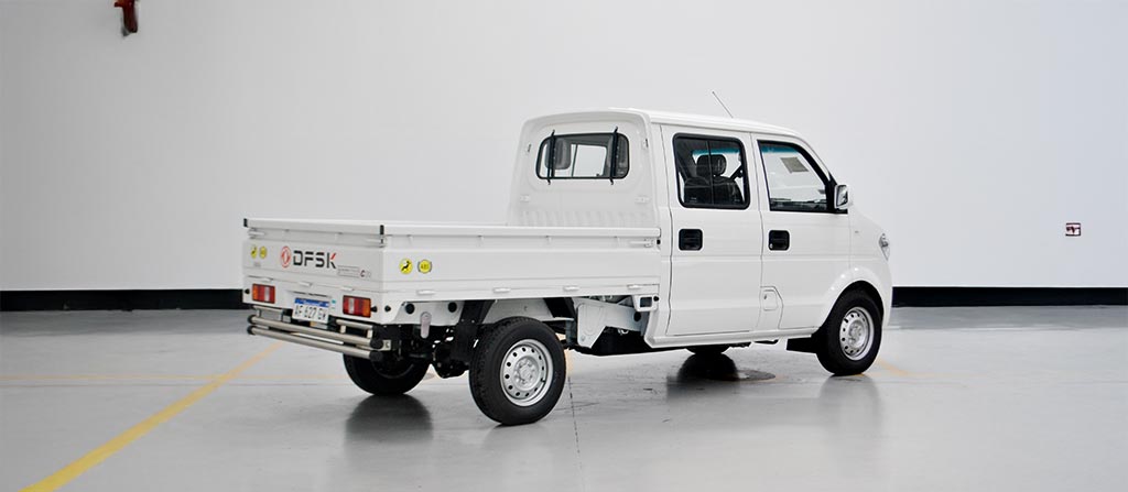 C32